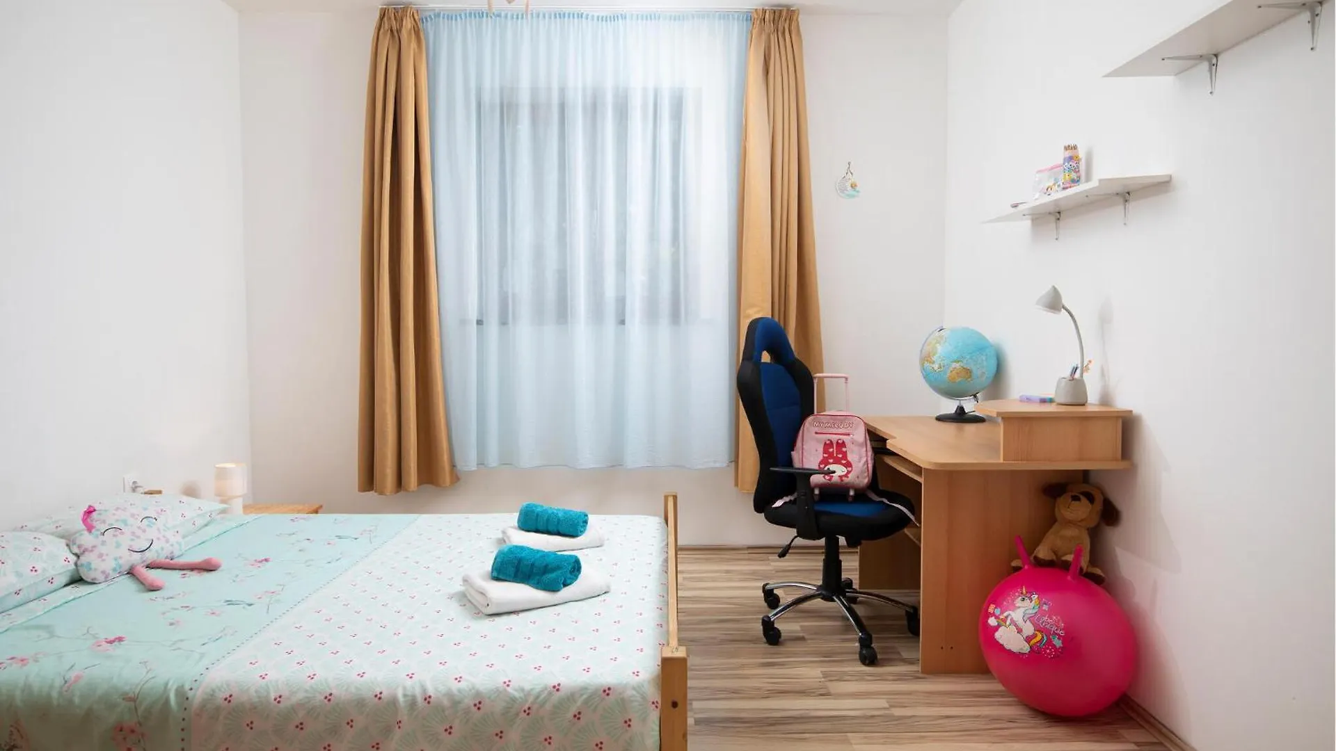 Cozy Home In Marcana With Kitchen Divšići